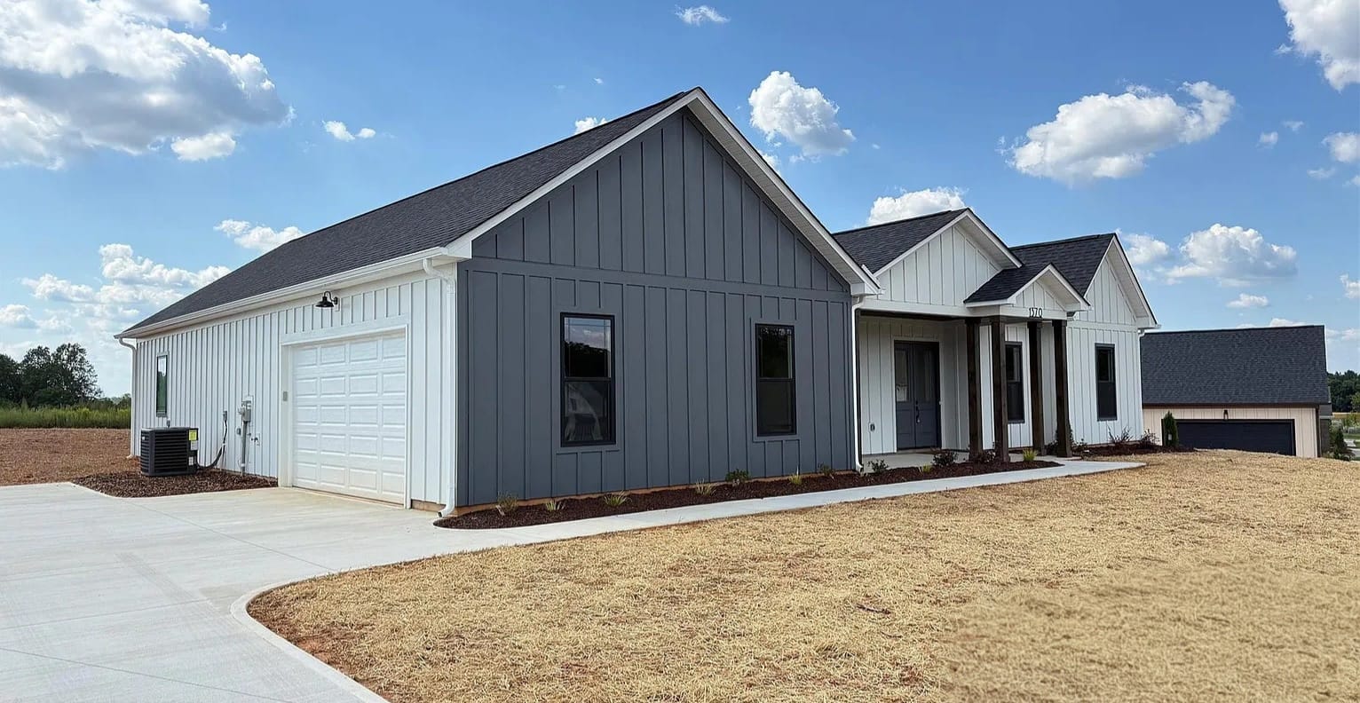 Southern Pine Retreat - Image 3